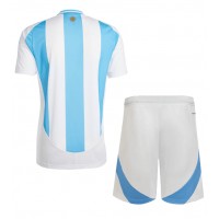 Camiseta Argentina Primera Equipación Replica Copa America 2024 para niños mangas cortas (+ Pantalones cortos)